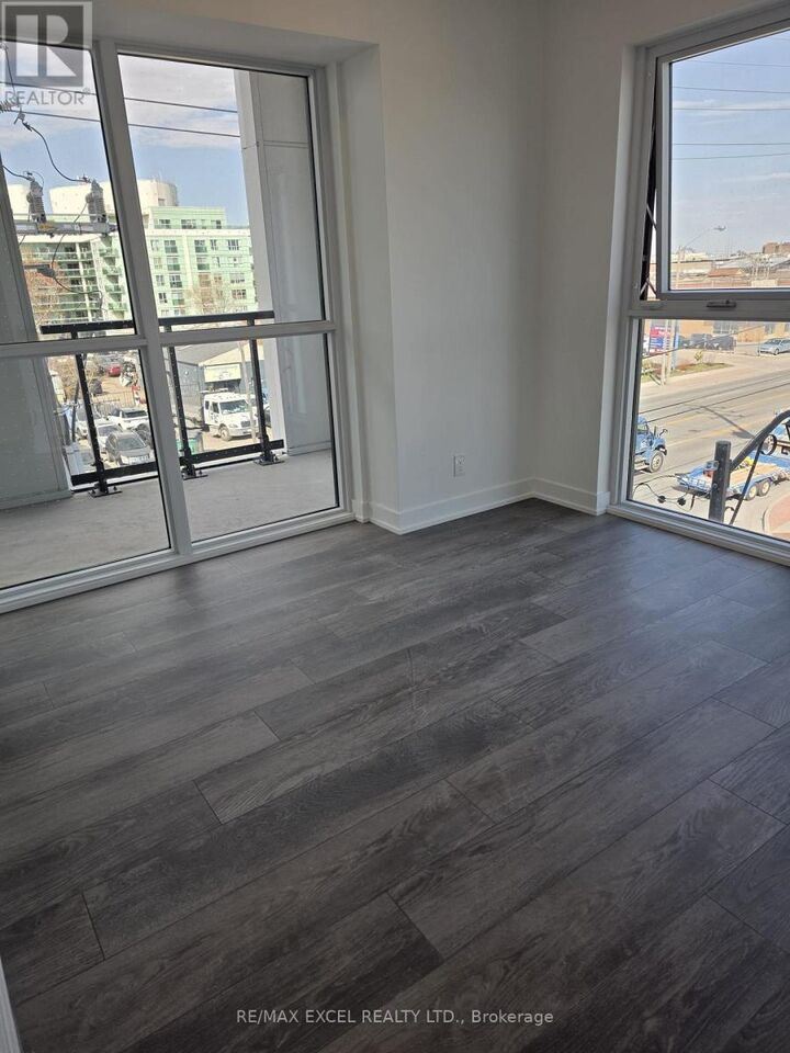 Property Photo:  743 Warden Avenue 321  ON M1L 4A8 