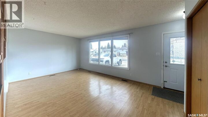 Property Photo:  3918 Centennial Drive  SK S7L 5L1 