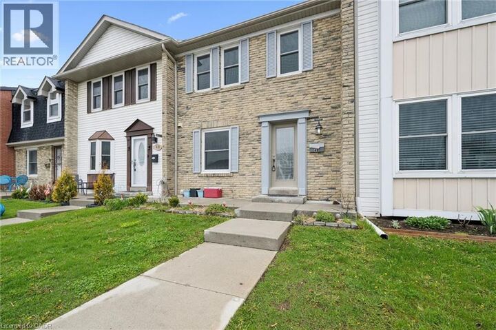 Property Photo:  900 Central Park Drive 49  ON L6S 3J6 