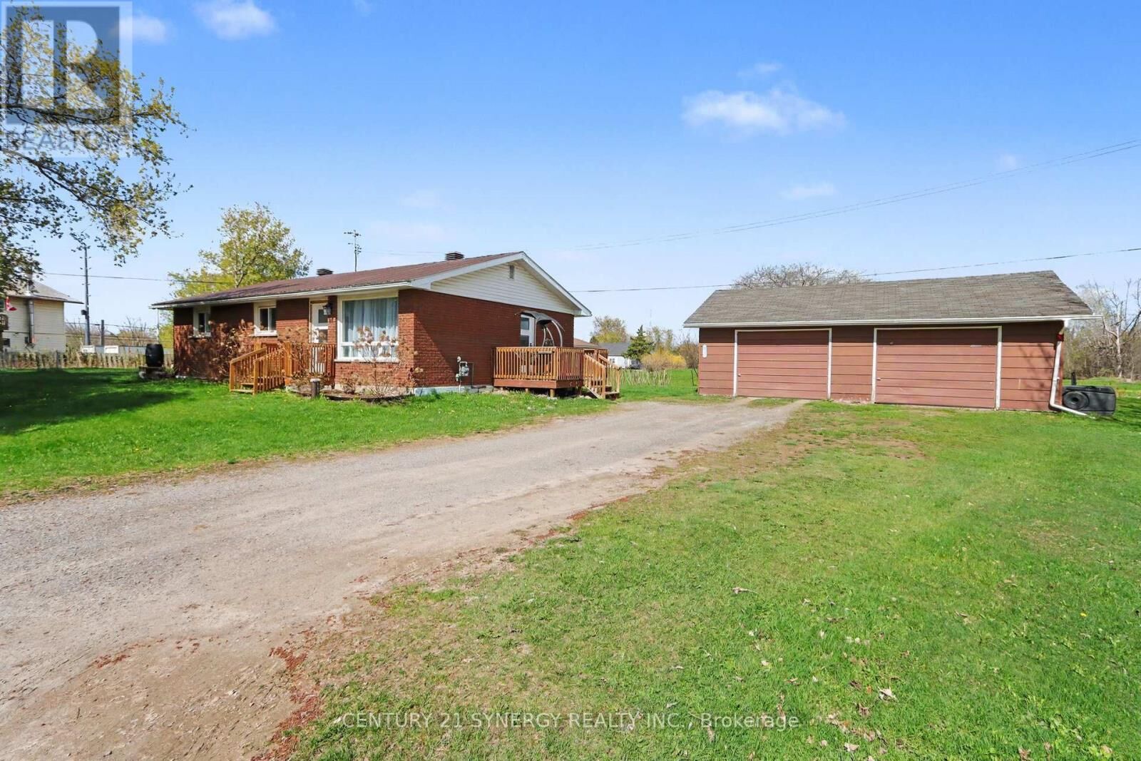 Property Photo:  130 Saumure Circle  ON K7A 4S4 