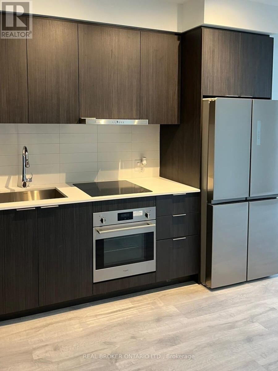 Property Photo:  8 Olympic Garden Drive S518  ON M2M 4E7 