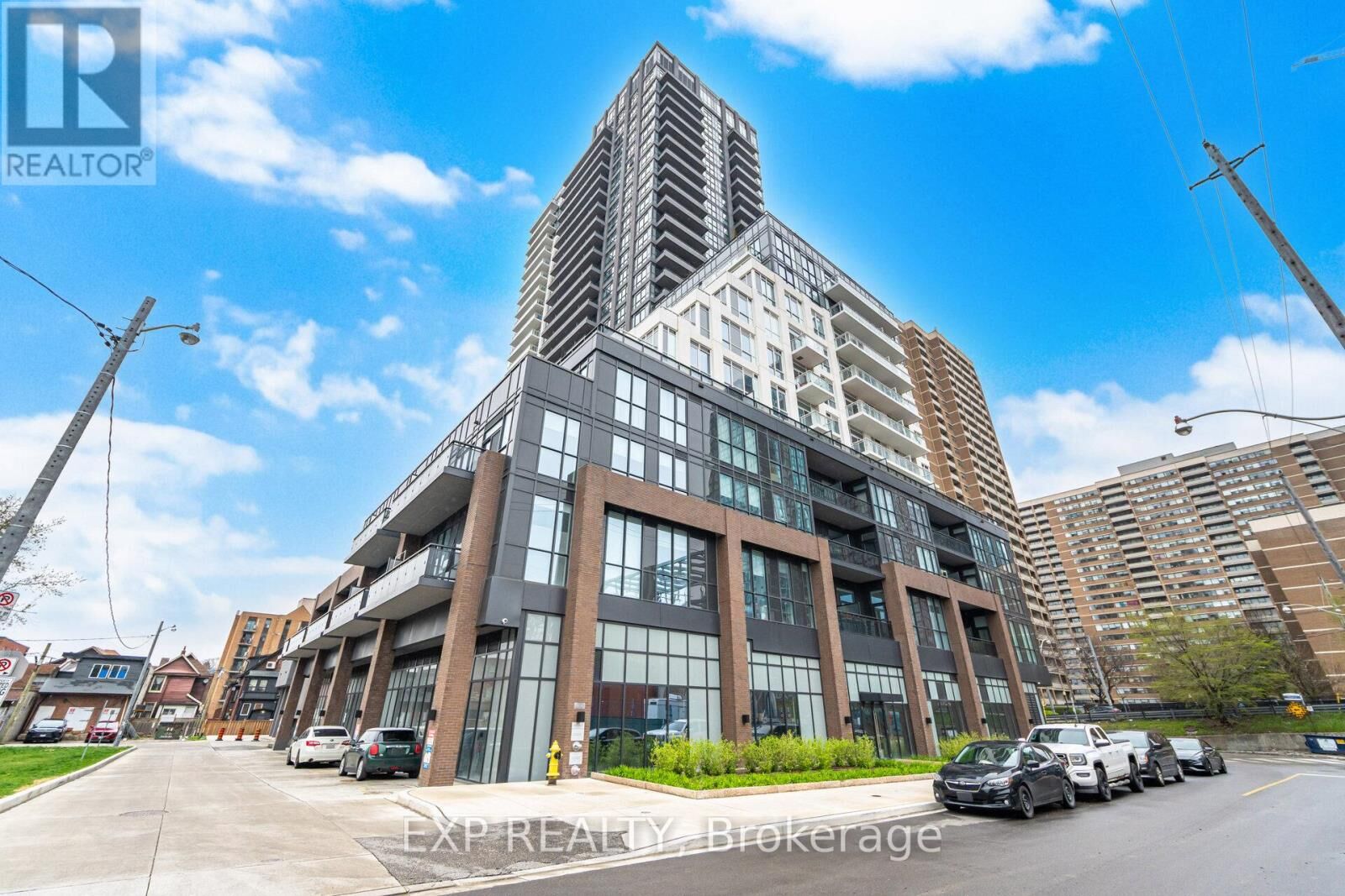 Property Photo:  286 Main Street 210  ON M4C 0B3 