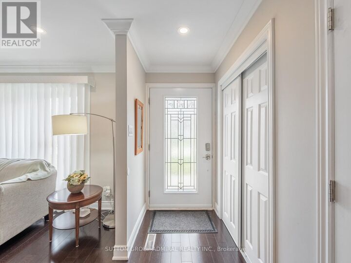 Property Photo:  196 Dale Street  ON L7E 3W5 