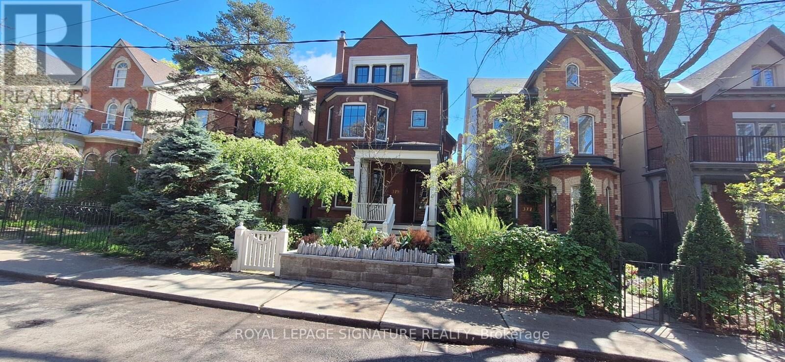 Property Photo:  379 Berkeley Street Lower  ON M5A 2X8 