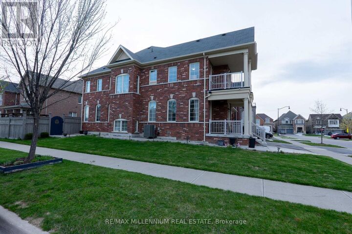 Property Photo:  8 Zelda Road  ON L6R 0B3 