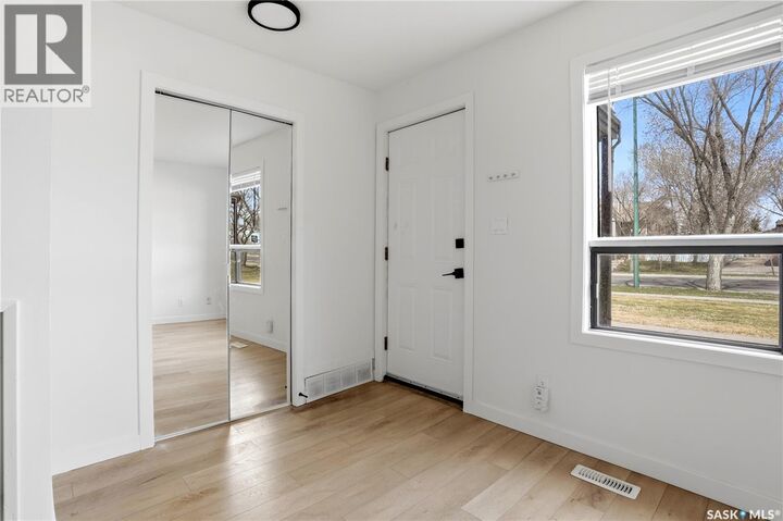 Property Photo:  6501 Rochdale Boulevard  SK S4X 2Z1 