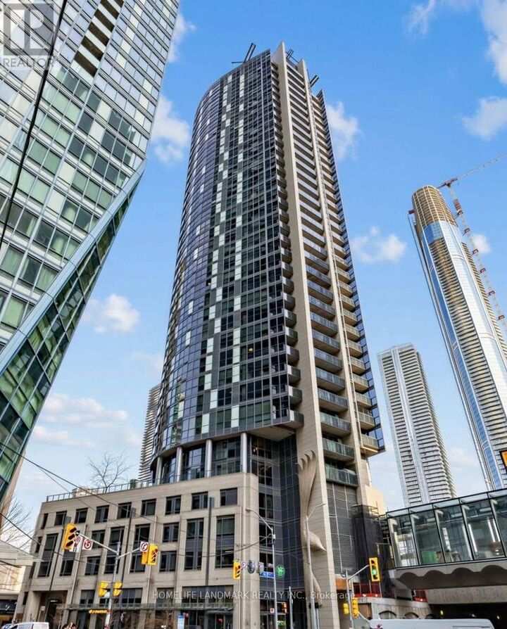 Property Photo:  1 The Esplanade 2603  ON M5E 0A8 