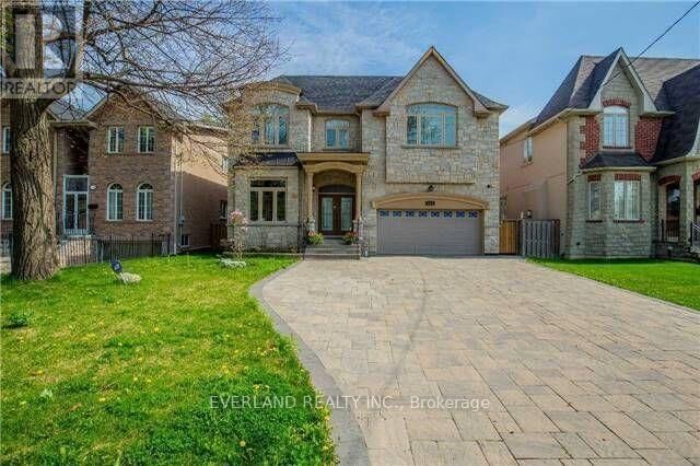Property Photo:  369 Hollywood Main Avenue  ON M2N 3L3 