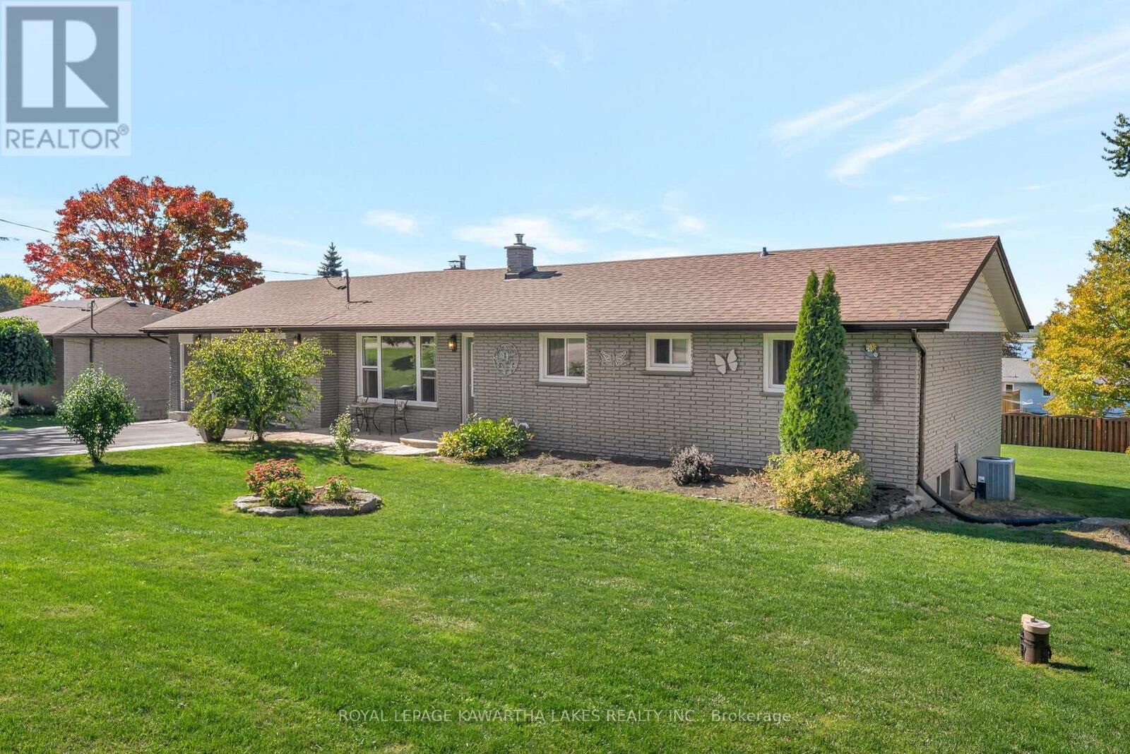 Property Photo:  9 Buckhorn Road  ON K9V 4R6 