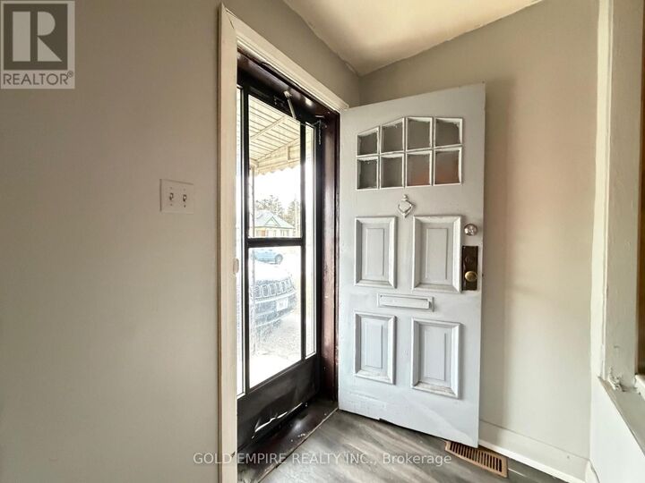 Property Photo:  545 Highbury Avenue North  ON N5W 4K6 