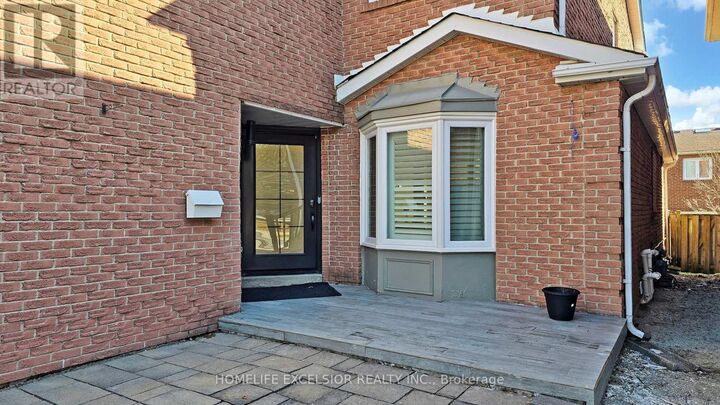 Property Photo:  84 Jessica Gardens  ON L4J 3G2 