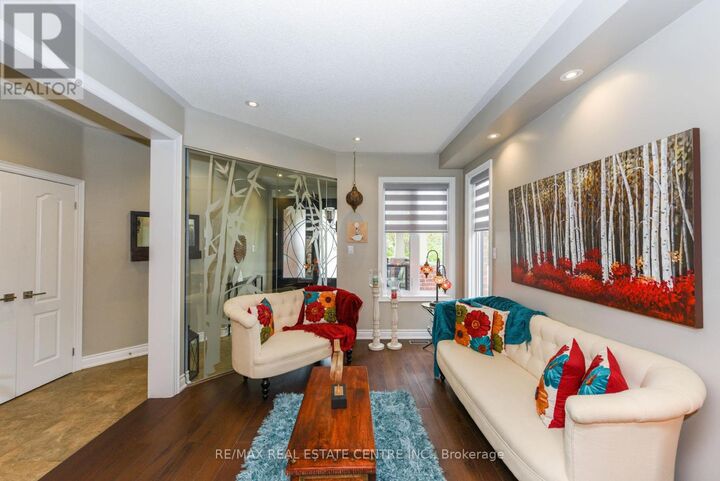 Property Photo:  3408 Hideaway Place  ON L5M 0A7 