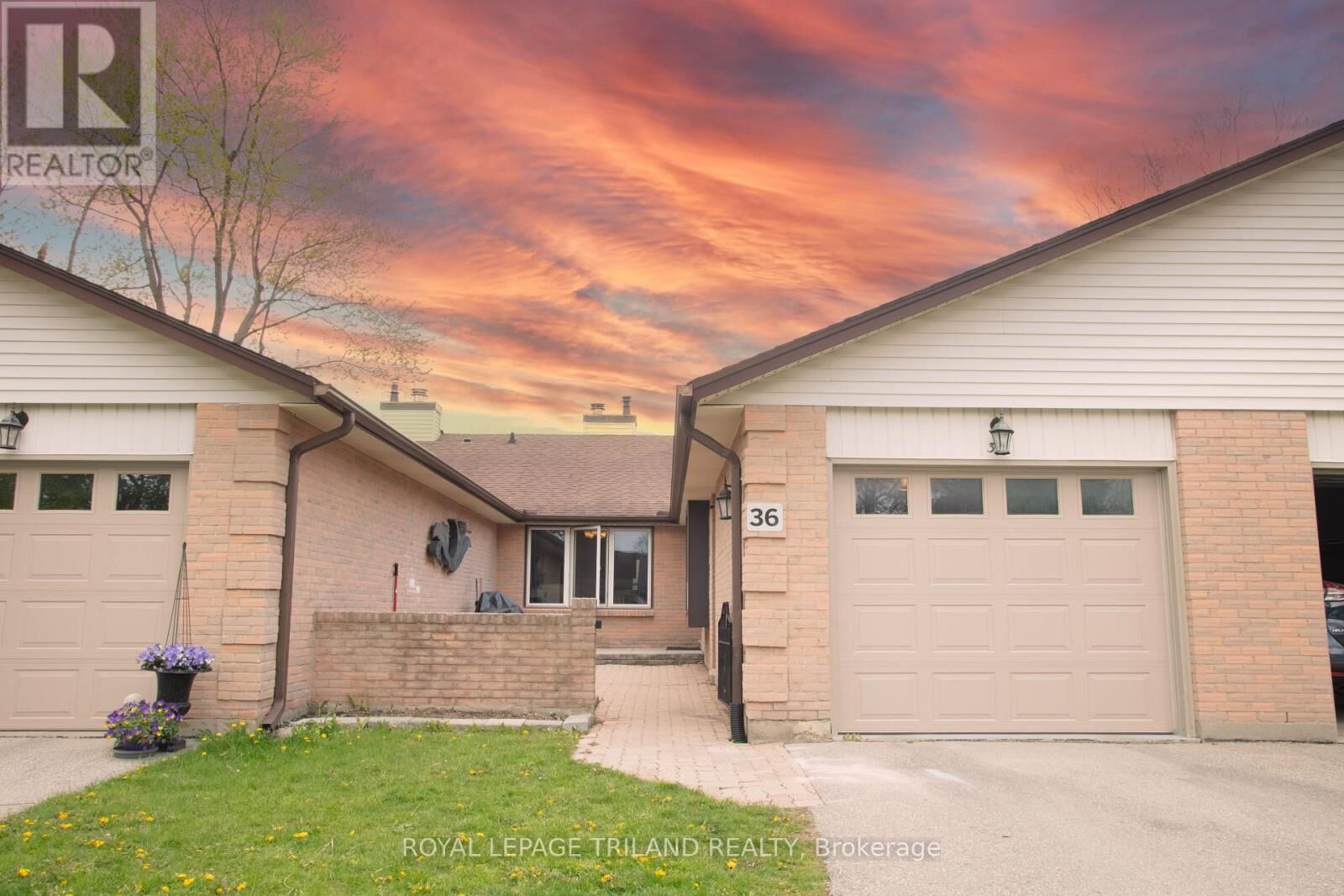 Property Photo:  60 Fiddlers Green Road 36  ON N6H 4S7 