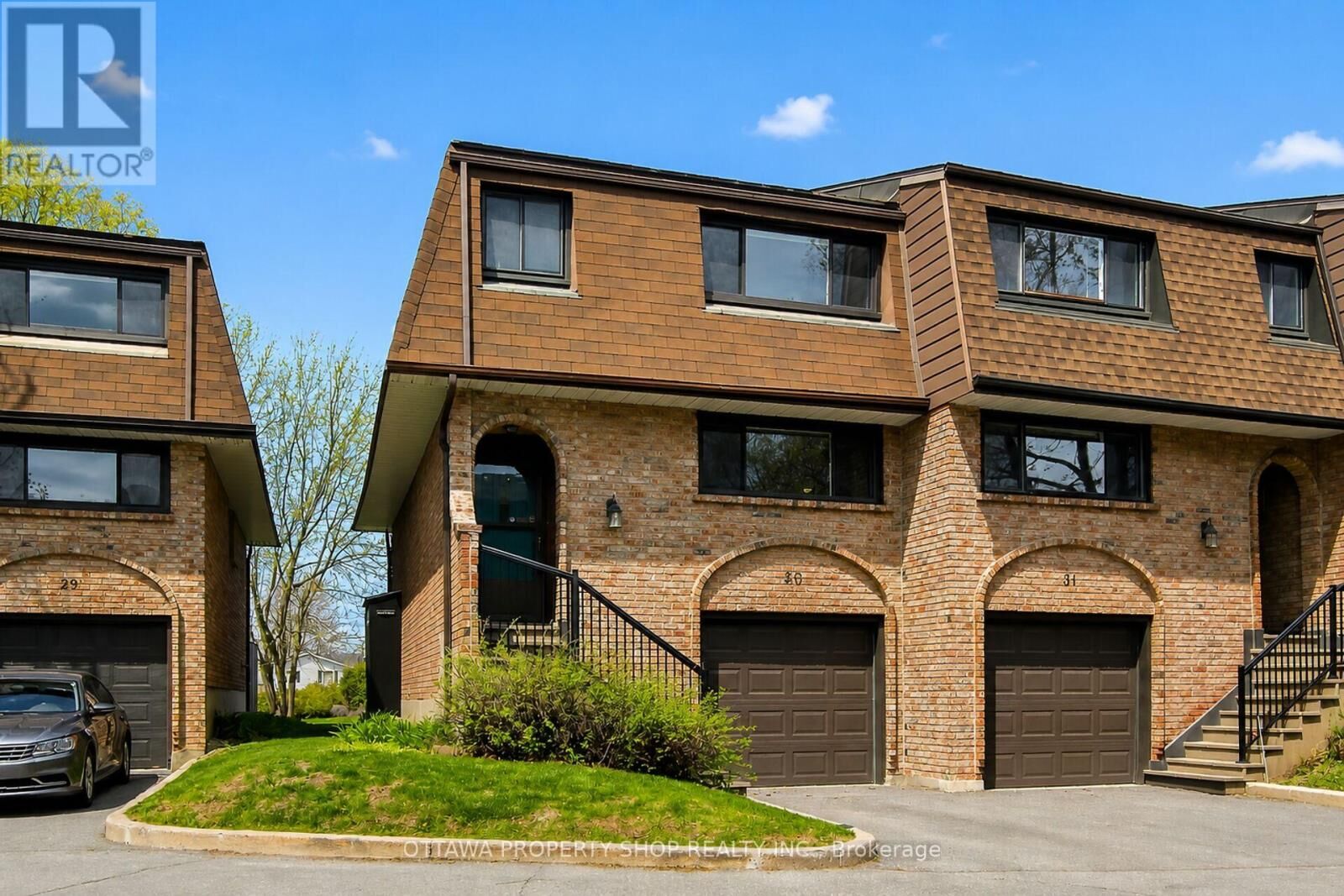 Property Photo:  2 Bertona Street #30  ON K2G 0W2 