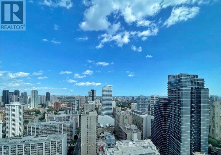 Property Photo:  7 Grenville Street 3808  ON M4Y 0E9 