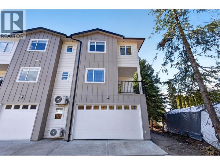 Property Photo:  222 Temple Street 5  BC V0E 2V0 