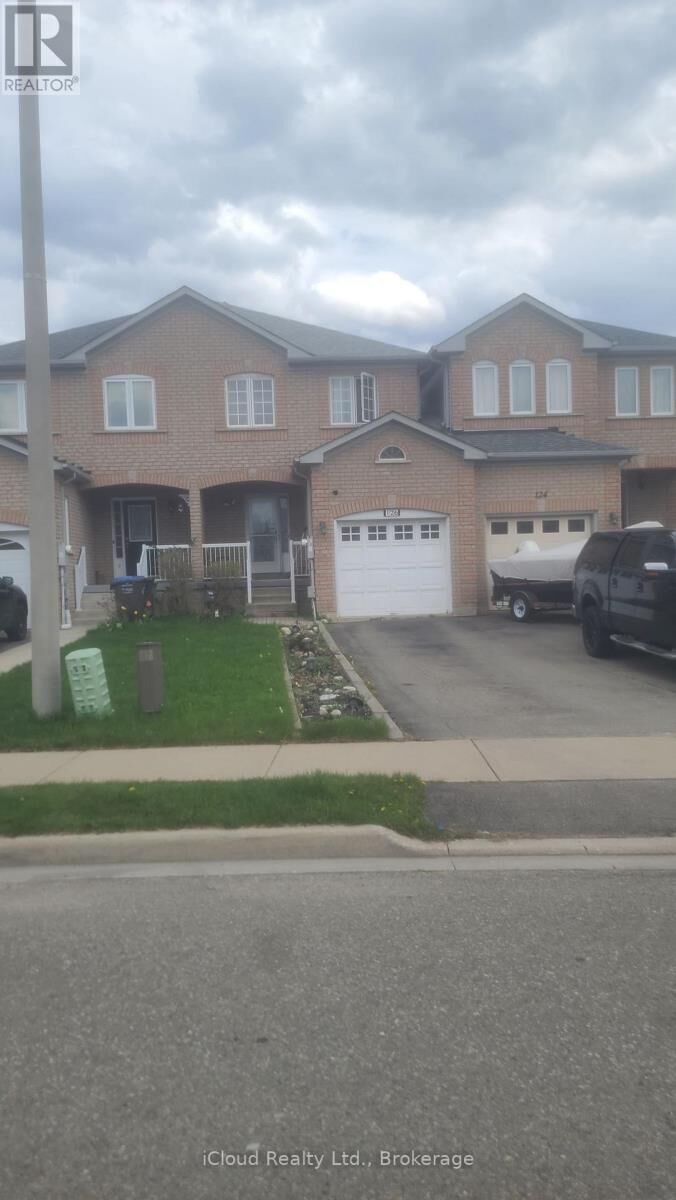 Property Photo:  126 Twin Pines Crescent  ON L7A 1N2 