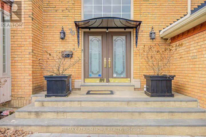 Property Photo:  70 Strathearn Avenue  ON L4B 2J5 