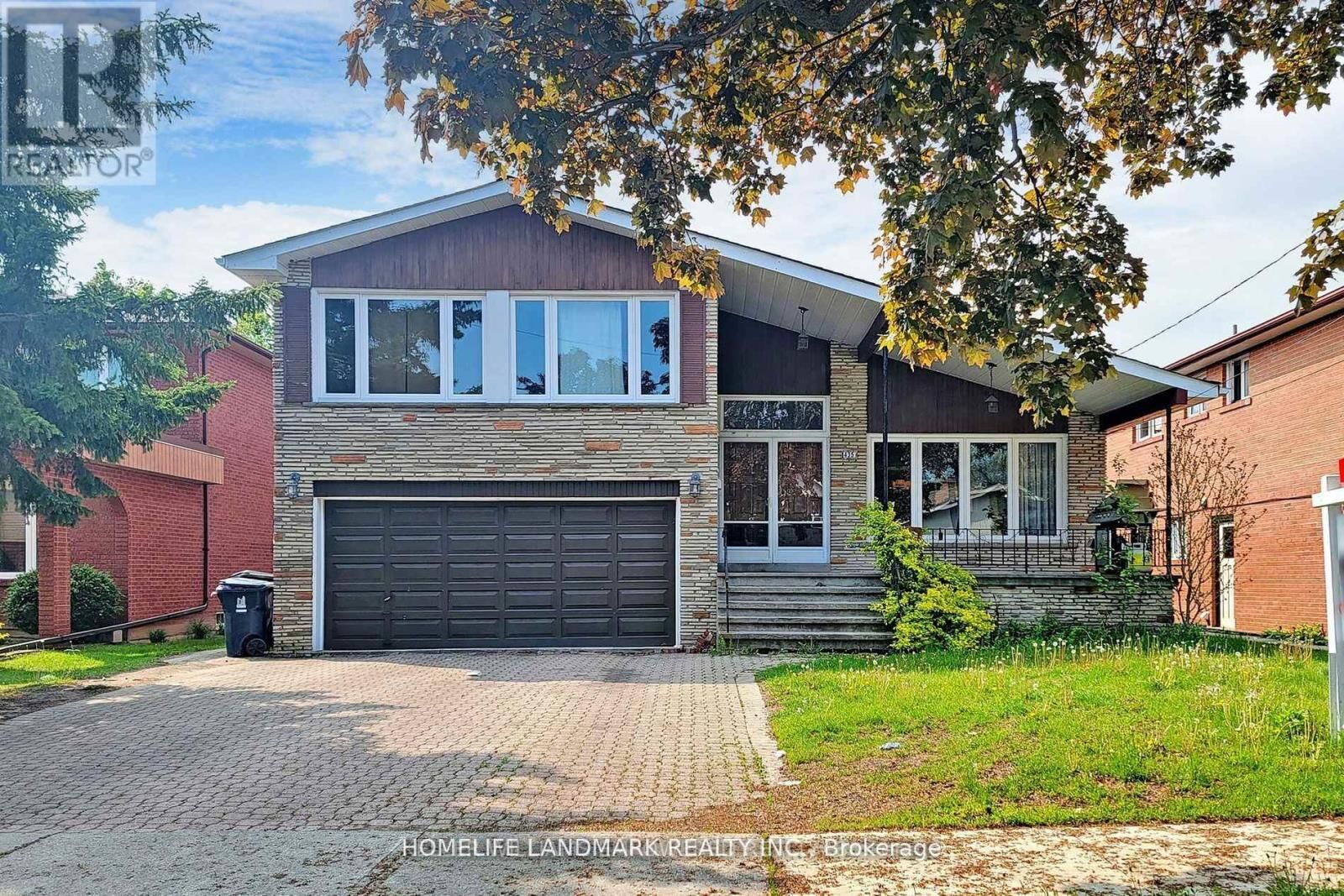 Property Photo:  435 Connaught Avenue  ON M2R 2M4 