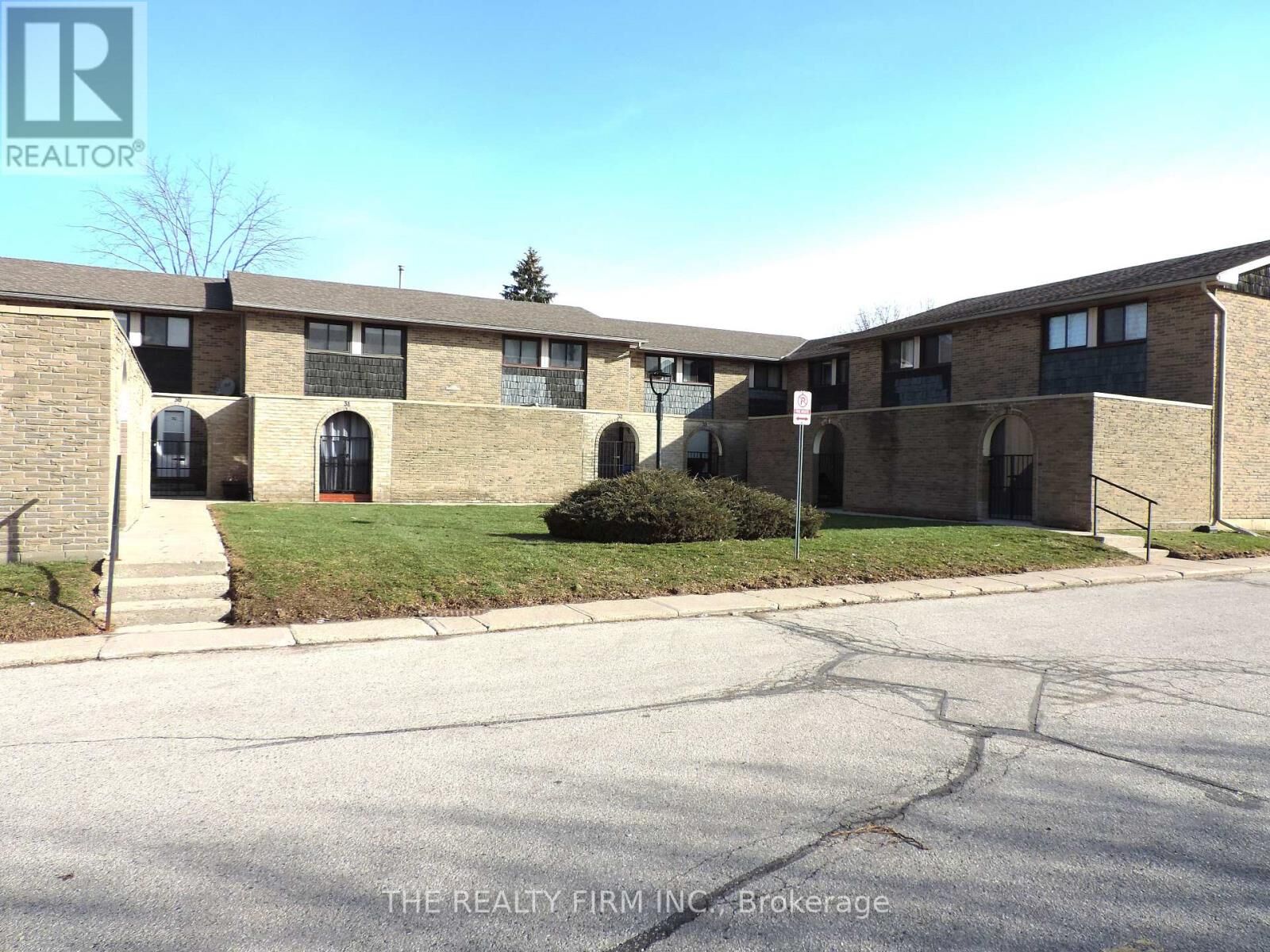 Property Photo:  474 Southdale Road East 33  ON N6E 1A4 