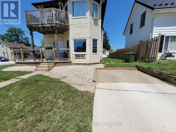 Property Photo: 23 Barnes Street ON N5R 2V4