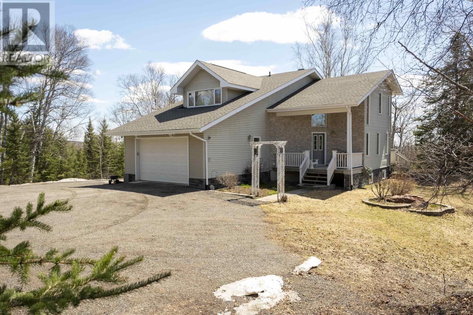 Property Photo:  281 Intola Road  ON P7G 0T6 
