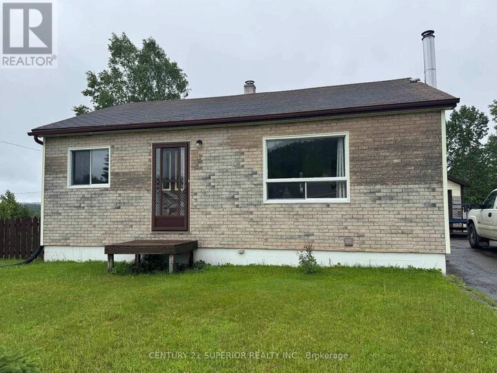 Property Photo: 6 Kinglet Place ON P0T 2C0