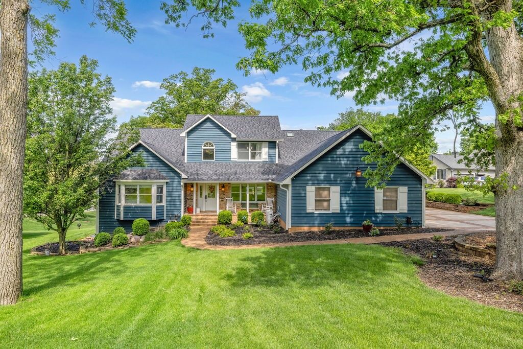 Property Photo:  1909 Shore Oak Drive  IL 62521 