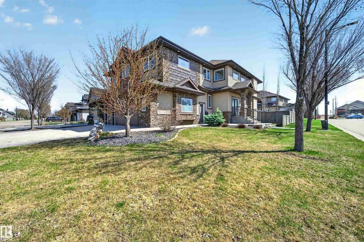 1254 Adamson Drive SW — photo 1