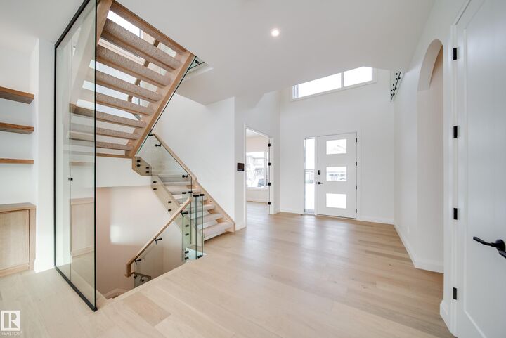 Property Photo: 5605 Cautley Cove SW AB T6W 4P7