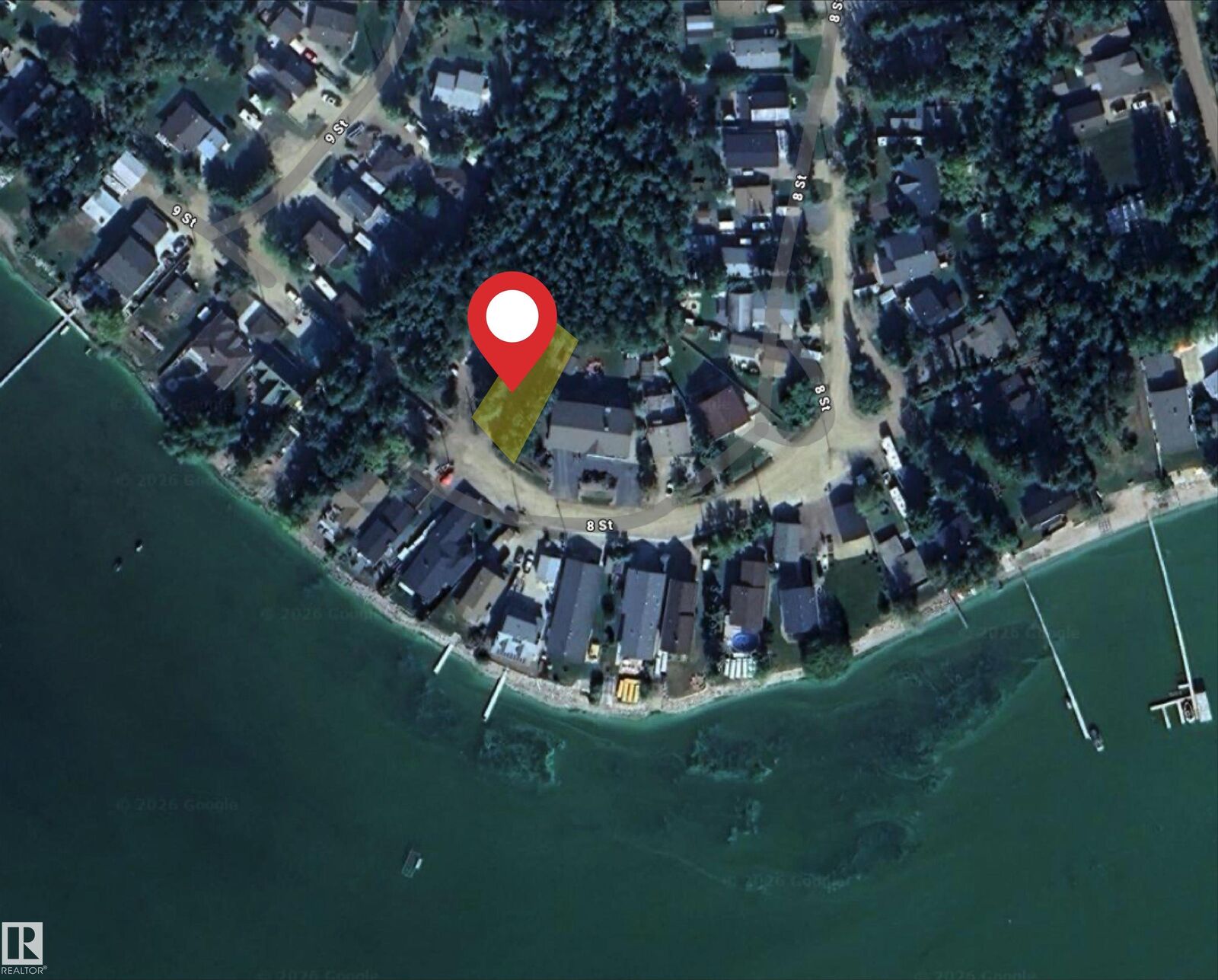 Property Photo:  823 8 Street  AB T0E 1A0 