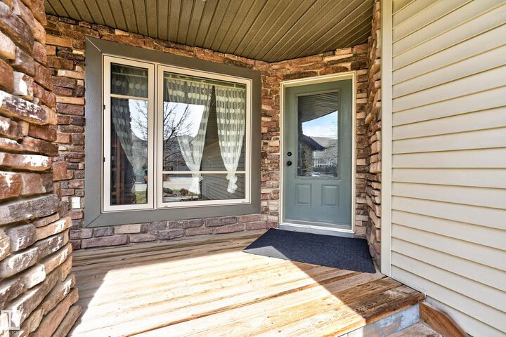 Property Photo:  506 Adams Way SW  AB T6W 0H1 
