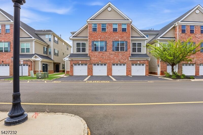 Property Photo:  9 Station Sq  NJ 07083 