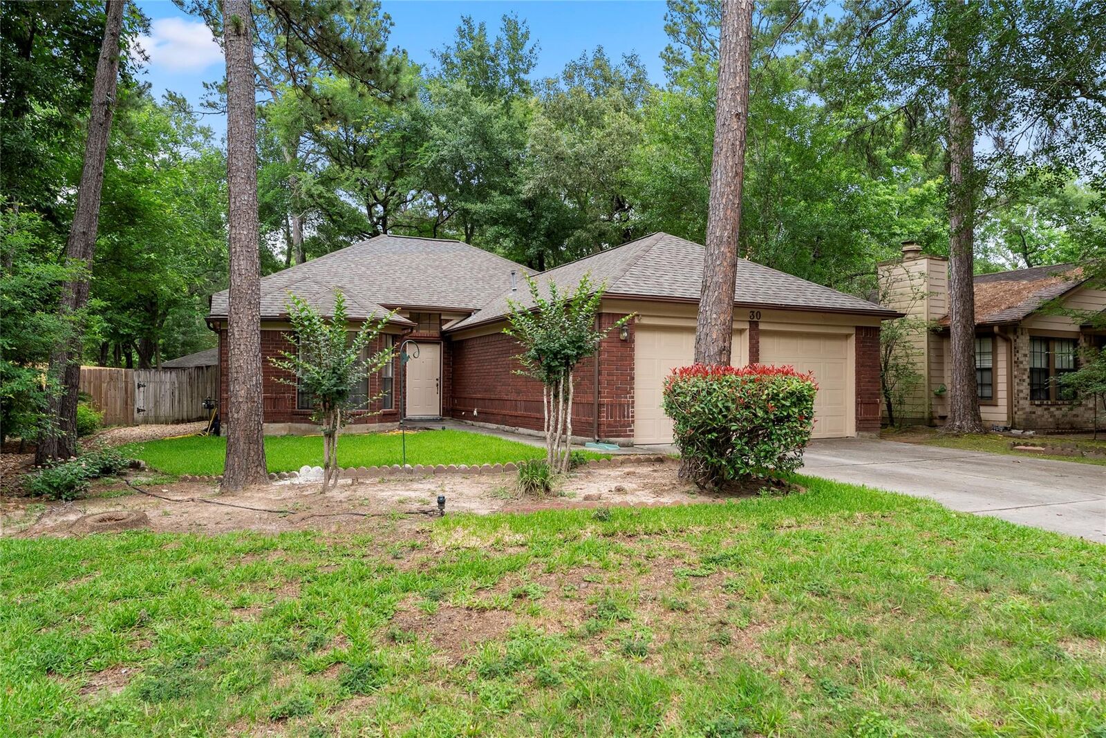 Property Photo:  30 Whistlers Walk Place  TX 77381 