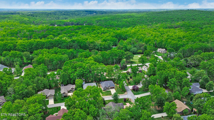 Property Photo:  10 King John Lane  TN 38558 