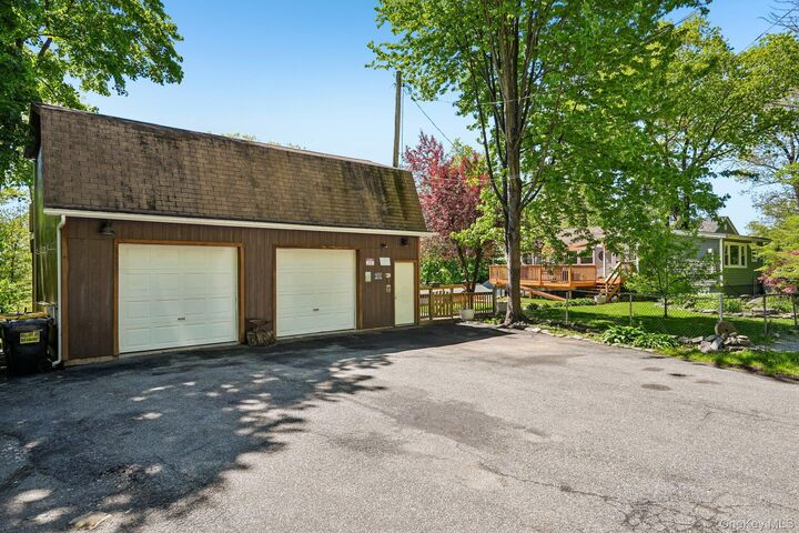 Property Photo:  59 Deer Trail S  NY 10925 