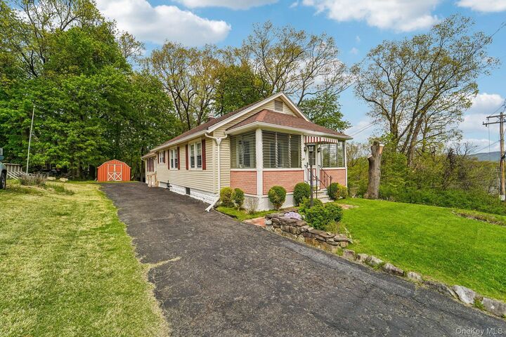 Property Photo:  23 Ardmore Street  NY 12553 