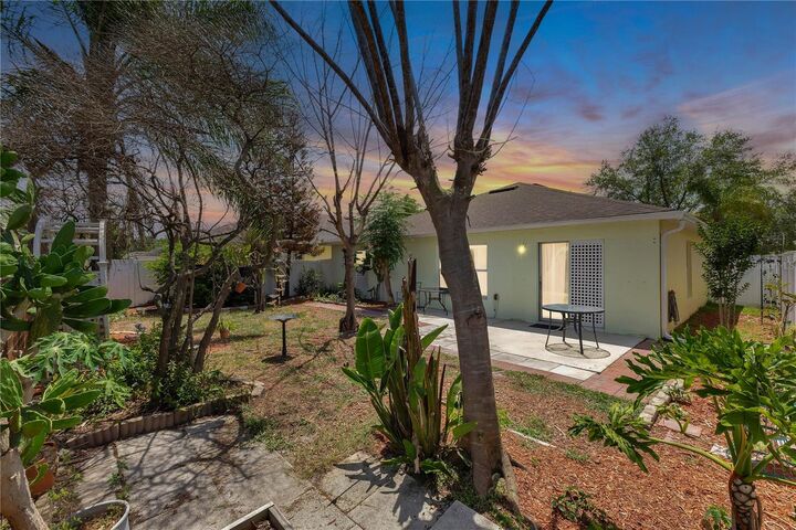Property Photo: 4629 Caverns Drive FL 34758