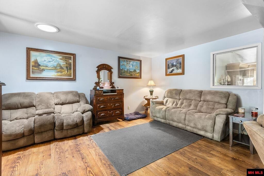 Property Photo:  2503 Crescent Drive  AR 72510 