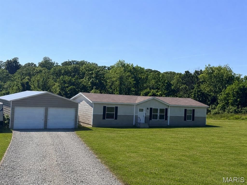 Property Photo:  170 Alex Drive  MO 63347 