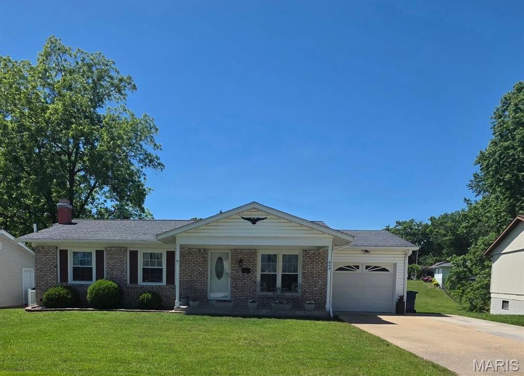 Property Photo:  805 Wilson  MO 63090 