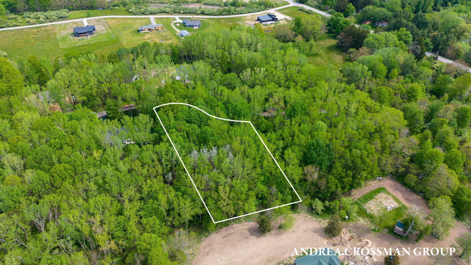 Property Photo: 7032 Glenn Oaks Drive MI 49090