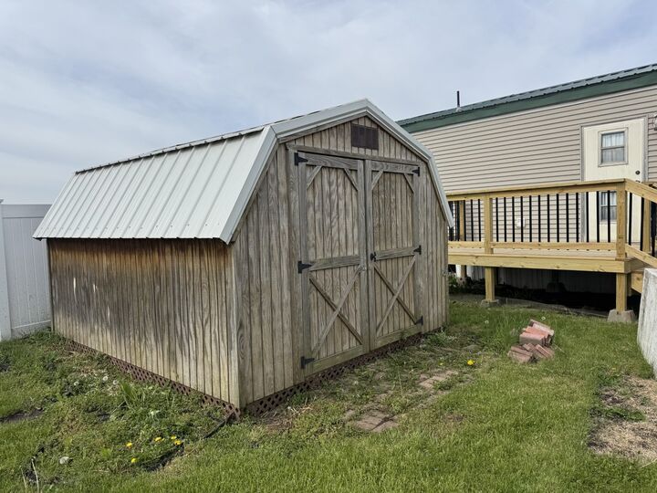 Property Photo: 2705 St Vincents Avenue 2 IL 61301