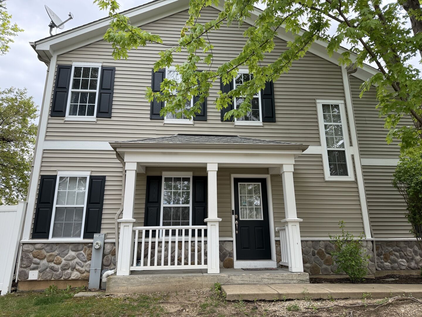 Property Photo:  2617 Kendall Crossing  IL 60051 