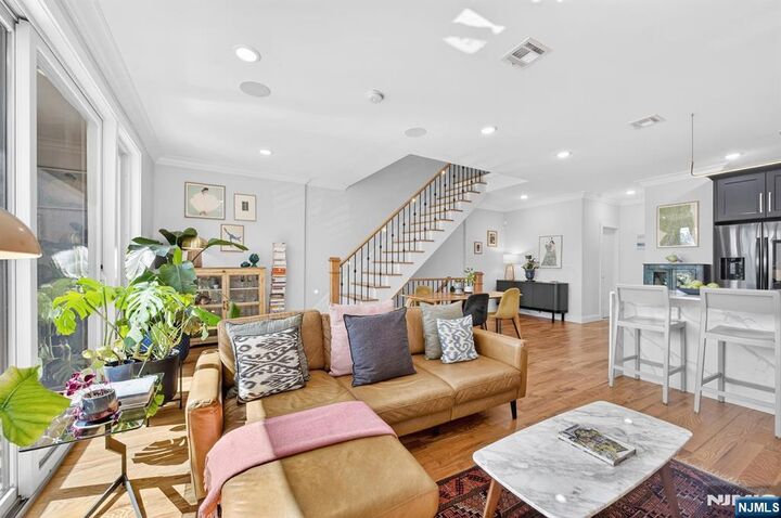 Property Photo: 865 Summit Avenue 2 NJ 07307