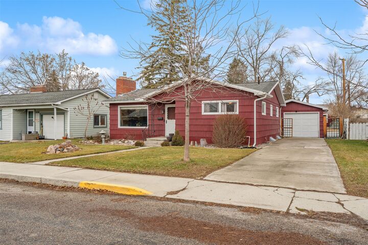 Property Photo:  1926 34th Street  MT 59801 