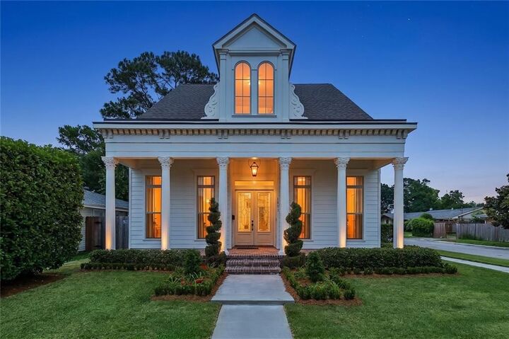 Property Photo: 1801 Ridgelake Drive LA 70005