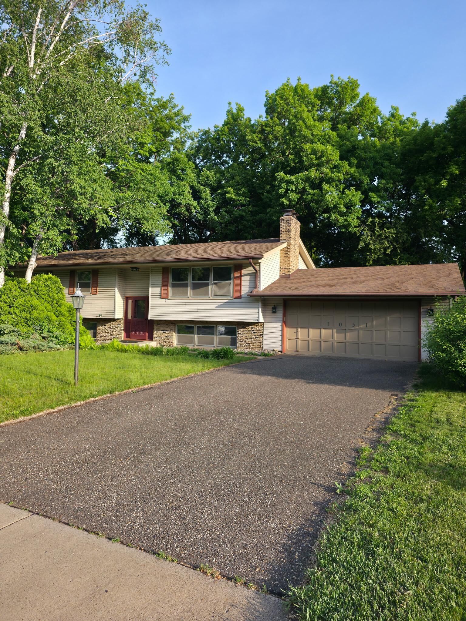 Property Photo: 1051 Tiller Lane MN 55126
