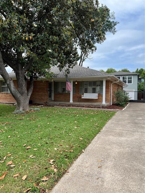 Property Photo: 7128 Haverford Road TX 75214
