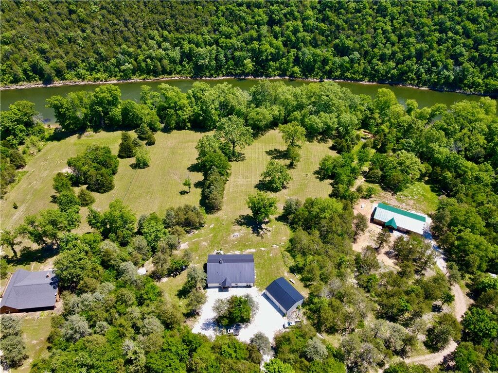 Property Photo:  865 County Road 212  AR 72631 